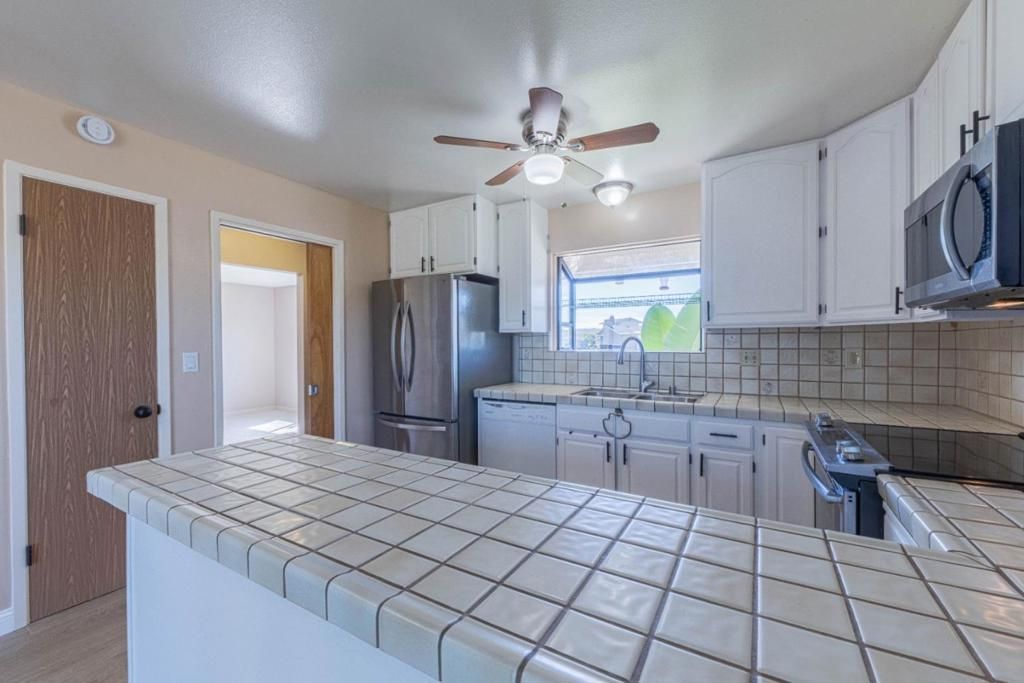 Image 8 of property listing at 1519 Los Altos Way, Salinas, CA 93906