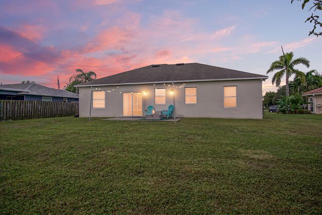 2109 SW CHESTNUT Lane, Port St. Lucie, Port St Lucie, FL 34953