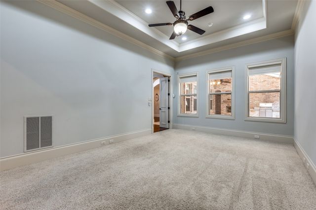 4122 Walnut Meadow Lane, Dallas, TX 75229