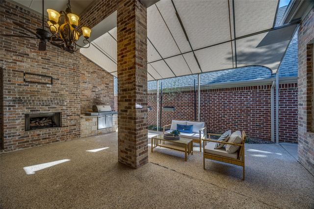 4122 Walnut Meadow Lane, Dallas, TX 75229