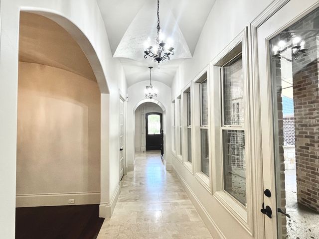 4122 Walnut Meadow Lane, Dallas, TX 75229