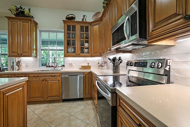 17887 N 68th St Street N, The Acreage, FL 33470
