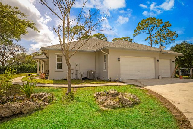 17887 N 68th St Street N, The Acreage, FL 33470
