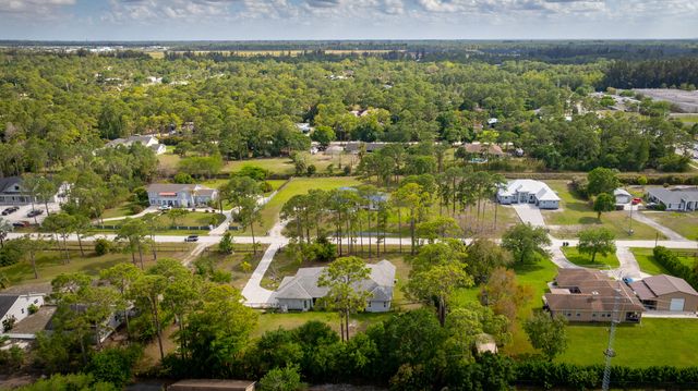 17887 N 68th St Street N, The Acreage, FL 33470