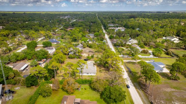 17887 N 68th St Street N, The Acreage, FL 33470