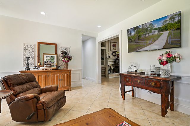 17887 N 68th St Street N, The Acreage, FL 33470