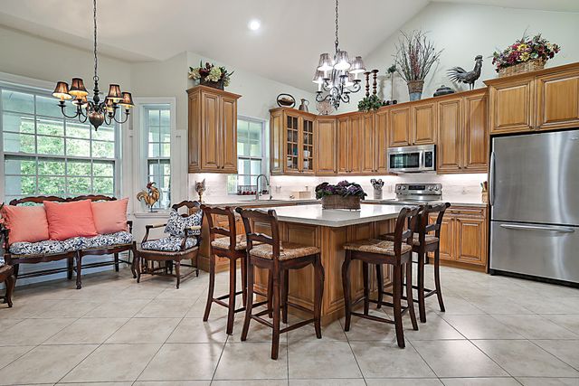 17887 N 68th St Street N, The Acreage, FL 33470