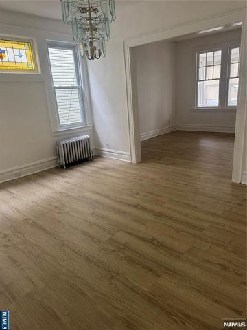 32 Jacoby Street 2, Maplewood, NJ 07040