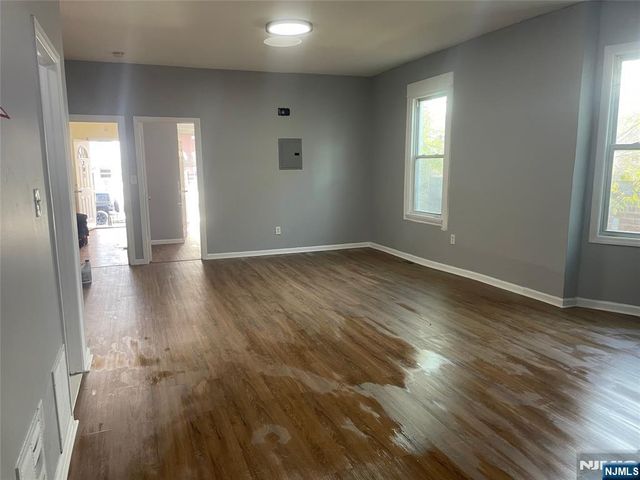 32 Jacoby Street 2, Maplewood, NJ 07040
