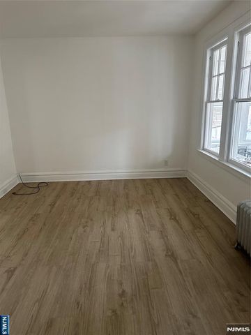 32 Jacoby Street 2, Maplewood, NJ 07040