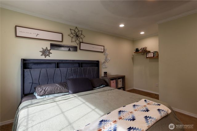 21715 43rd Avenue Ct E, Spanaway, WA 98387