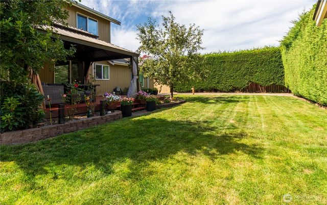21715 43rd Avenue Ct E, Spanaway, WA 98387