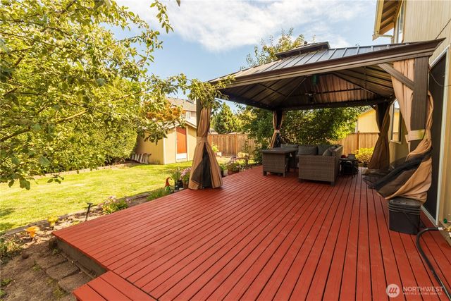 21715 43rd Avenue Ct E, Spanaway, WA 98387