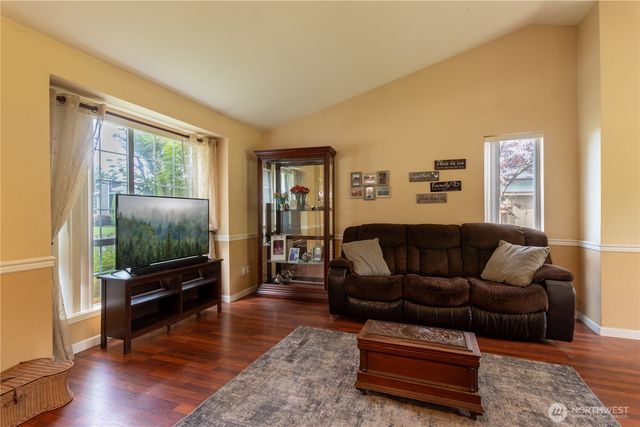 21715 43rd Avenue Ct E, Spanaway, WA 98387