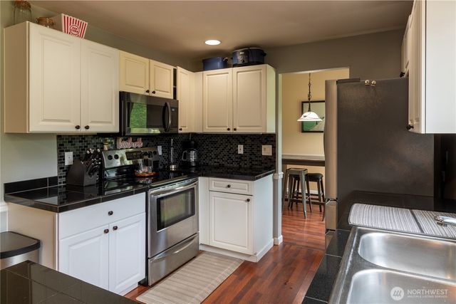 21715 43rd Avenue Ct E, Spanaway, WA 98387