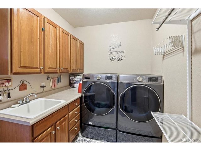8369 Winter Berry Dr, Castle Pines, CO 80108