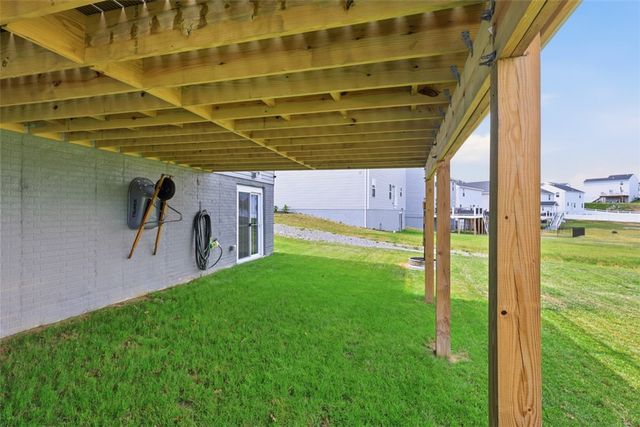 333 Arden DRIVE, Lancaster Twp, PA 16037