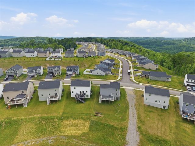 333 Arden DRIVE, Lancaster Twp, PA 16037