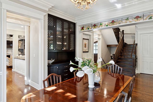 203 S Columbia Street, Naperville, IL 60540