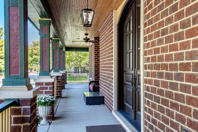 203 S Columbia Street, Naperville, IL 60540