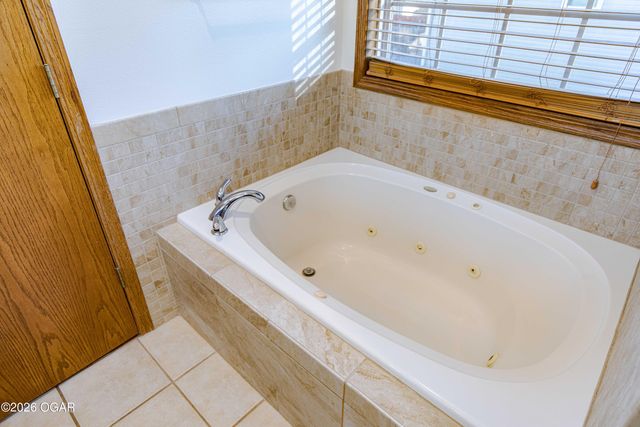 307 Ashmore Street, Carl Junction, MO 64834