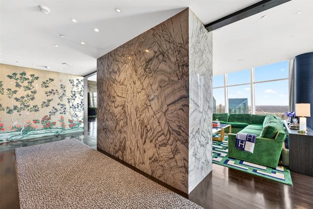 1918 Olive Street 3701, Dallas, TX 75201