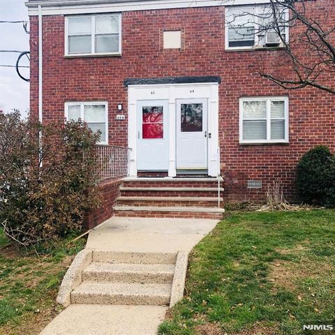 460 Clubway 43, Hackensack, NJ 07601