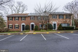 2313 MCGREGOR CT, Vienna, VA 22182
