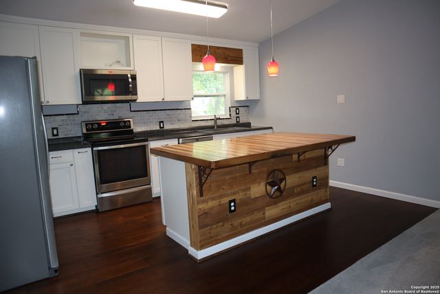 97 Segner, Fredericksburg, TX 78624