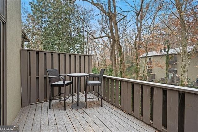 16 Ivy Ridge NE, Atlanta, GA 30342