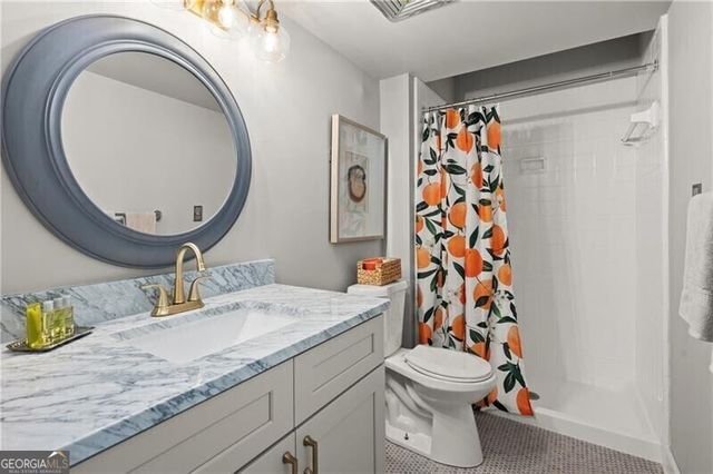 16 Ivy Ridge NE, Atlanta, GA 30342