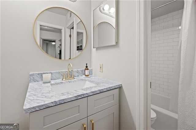 16 Ivy Ridge NE, Atlanta, GA 30342