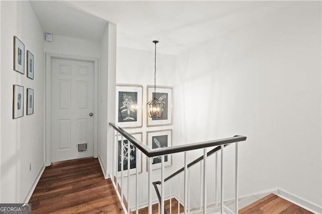 16 Ivy Ridge NE, Atlanta, GA 30342