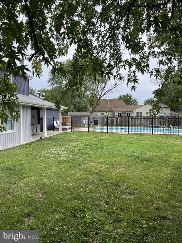 2 LEE CT, Marlton, NJ 08053
