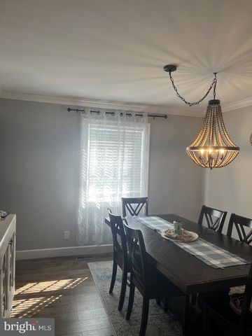 2 LEE CT, Marlton, NJ 08053