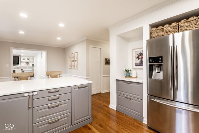 7850 Ridgeland Drive, Indianapolis, IN 46250