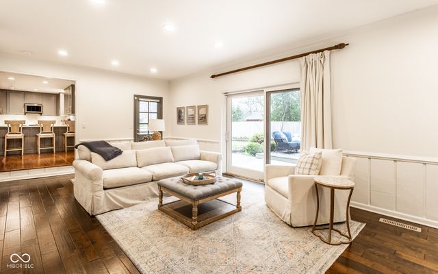 7850 Ridgeland Drive, Indianapolis, IN 46250