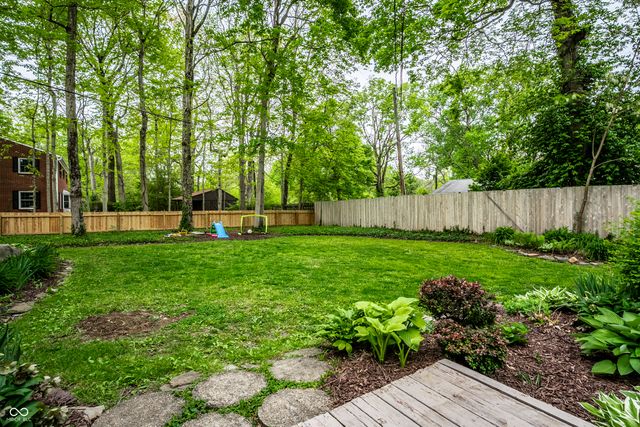 7850 Ridgeland Drive, Indianapolis, IN 46250