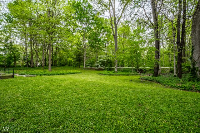 7850 Ridgeland Drive, Indianapolis, IN 46250