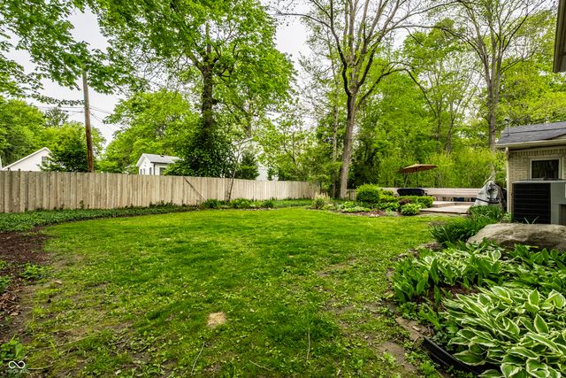 7850 Ridgeland Drive, Indianapolis, IN 46250