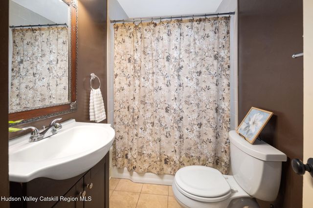 784 6th Avenue, Troy, NY 12180