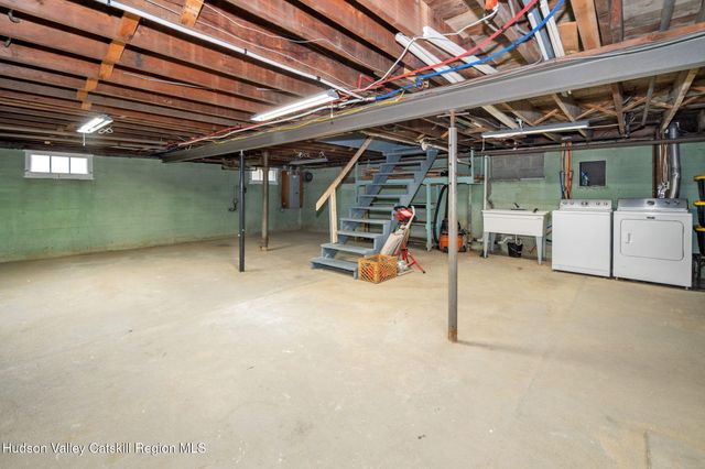 784 6th Avenue, Troy, NY 12180