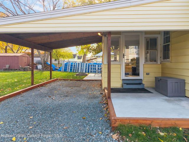 784 6th Avenue, Troy, NY 12180