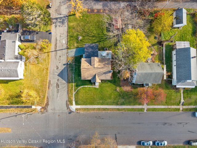 784 6th Avenue, Troy, NY 12180