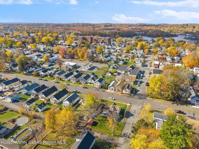 784 6th Avenue, Troy, NY 12180