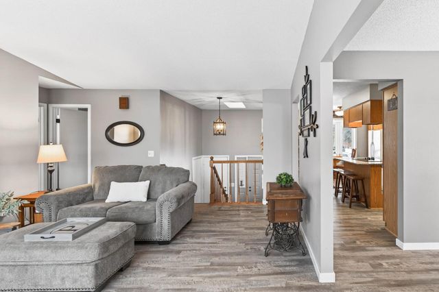 1871 Chardel Court, West Saint Paul, MN 55118