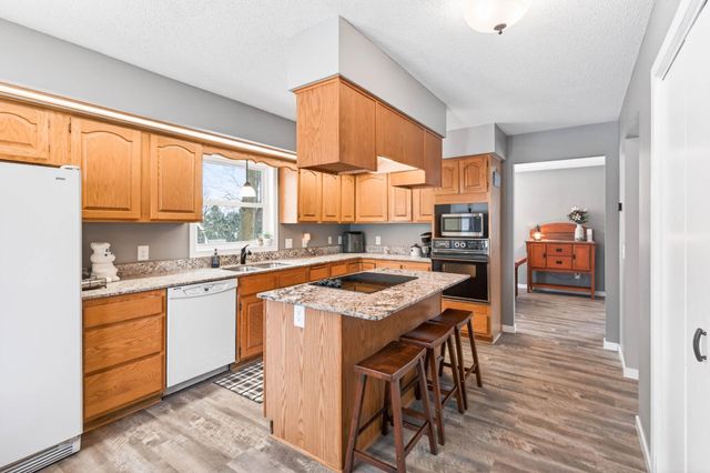 1871 Chardel Court, West Saint Paul, MN 55118