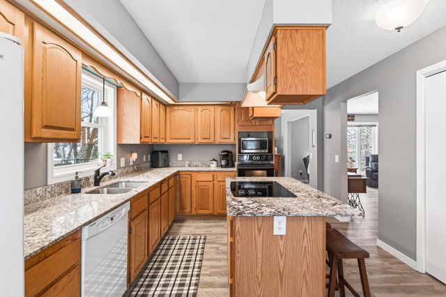 1871 Chardel Court, West Saint Paul, MN 55118