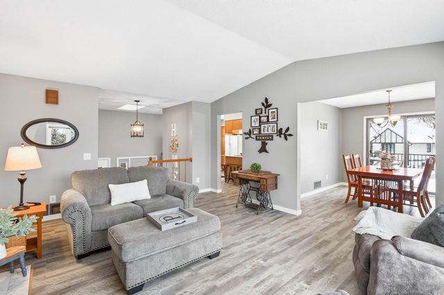 1871 Chardel Court, West Saint Paul, MN 55118