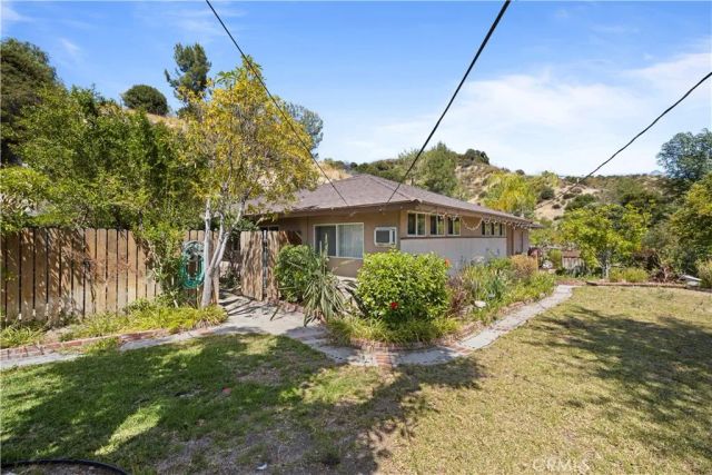 11246 Denivelle, Tujunga, CA 91042